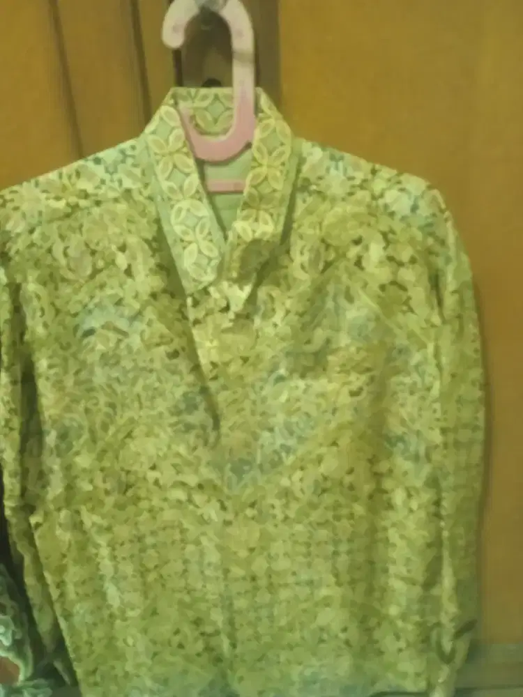 Dijual baju batik dll