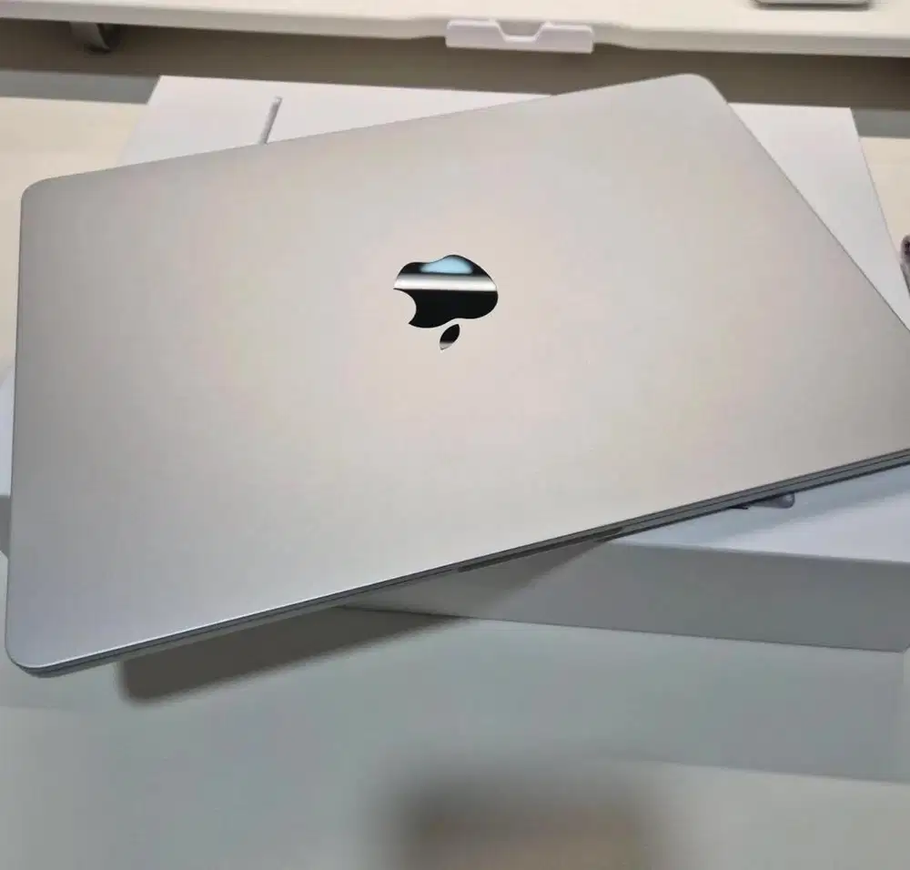 Macbook Air M2 Silver (2022)