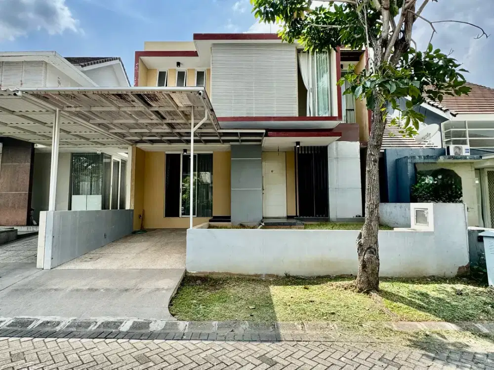 DISEWAKAN RUMAH GREENWOOD CITRALAND 2LT 3KT SEMI FURNISH DEKAT PASAR MODERN