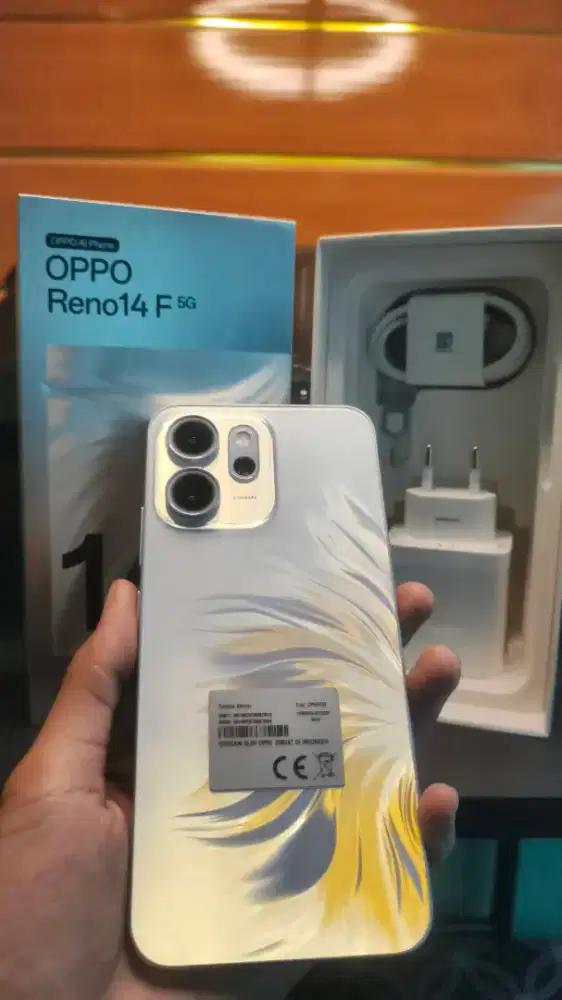 Oppo reno 14f 5g
