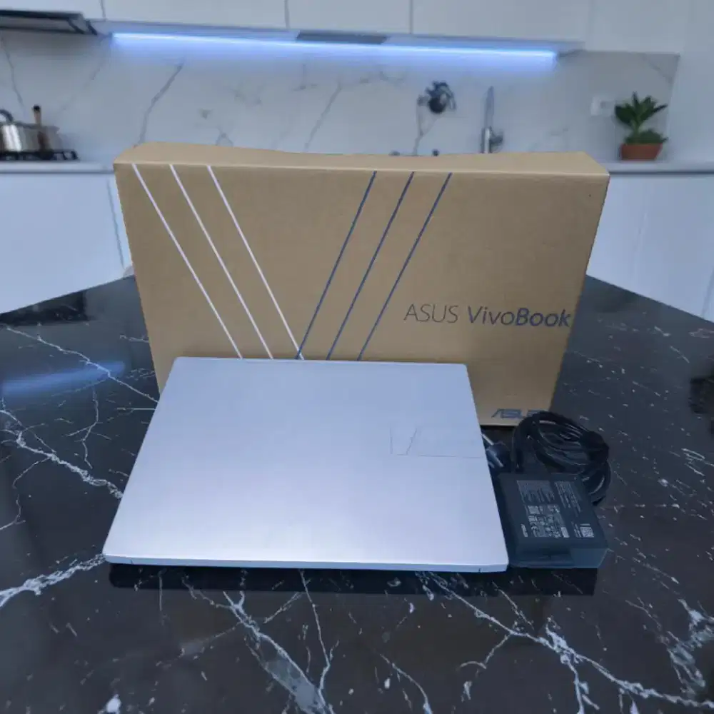 ASUS VIVOBOOK PRO 14X OLED FULSET Dusbox [RAM 8GB/SSD 512Gb]