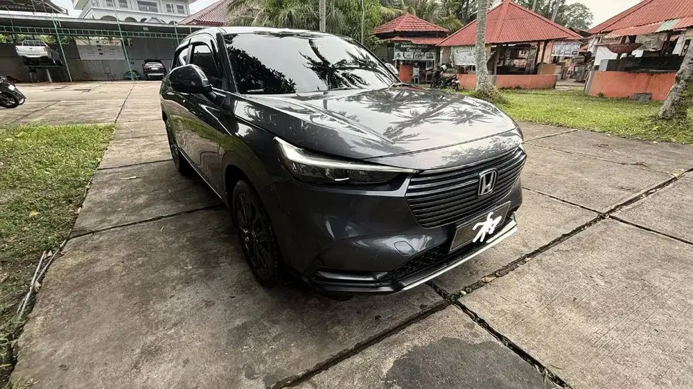 Dijual Honda HR-V SE Matic NIK 2022 – Pemakaian 2023, Siap Pakai!