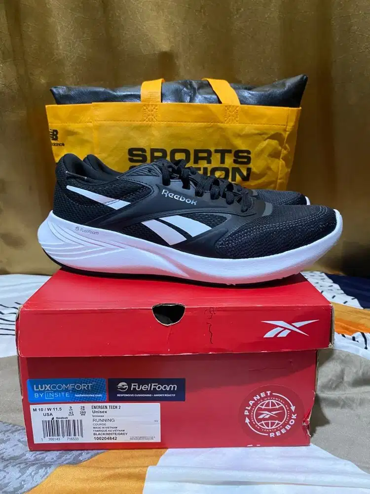 Sepatu reebok running new