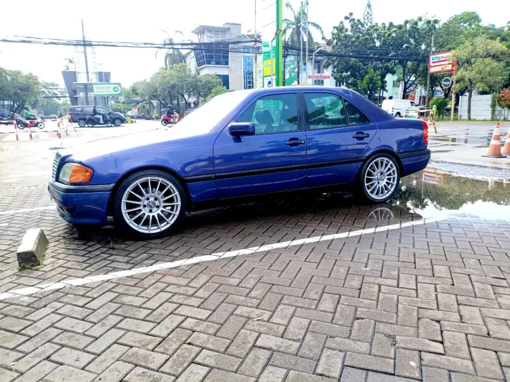 Mercedes C200 Classic