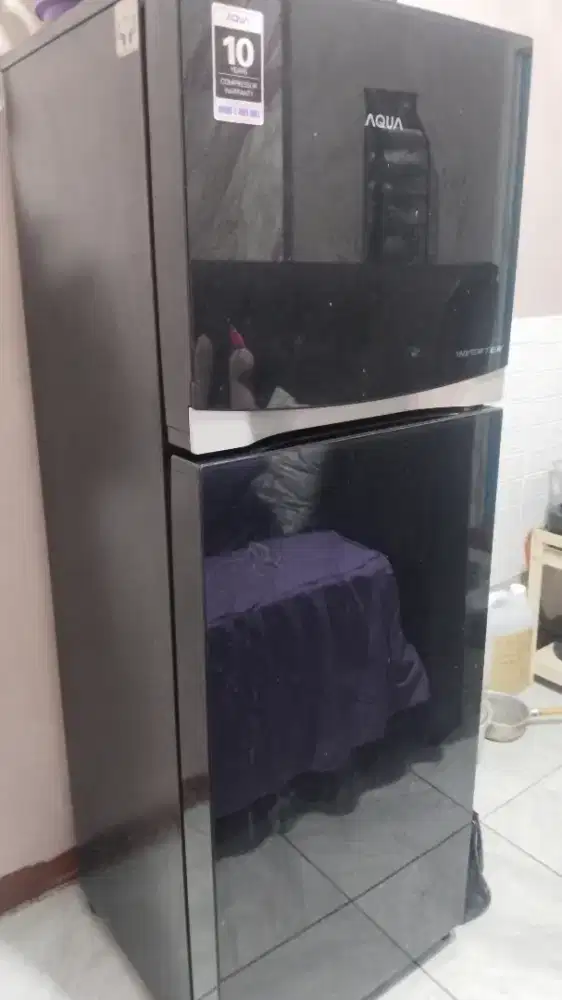 Jual kulkas 2 pintu merk Aqua