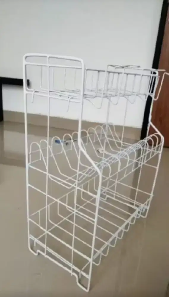 Tempat piring,gelas,dan lainnya