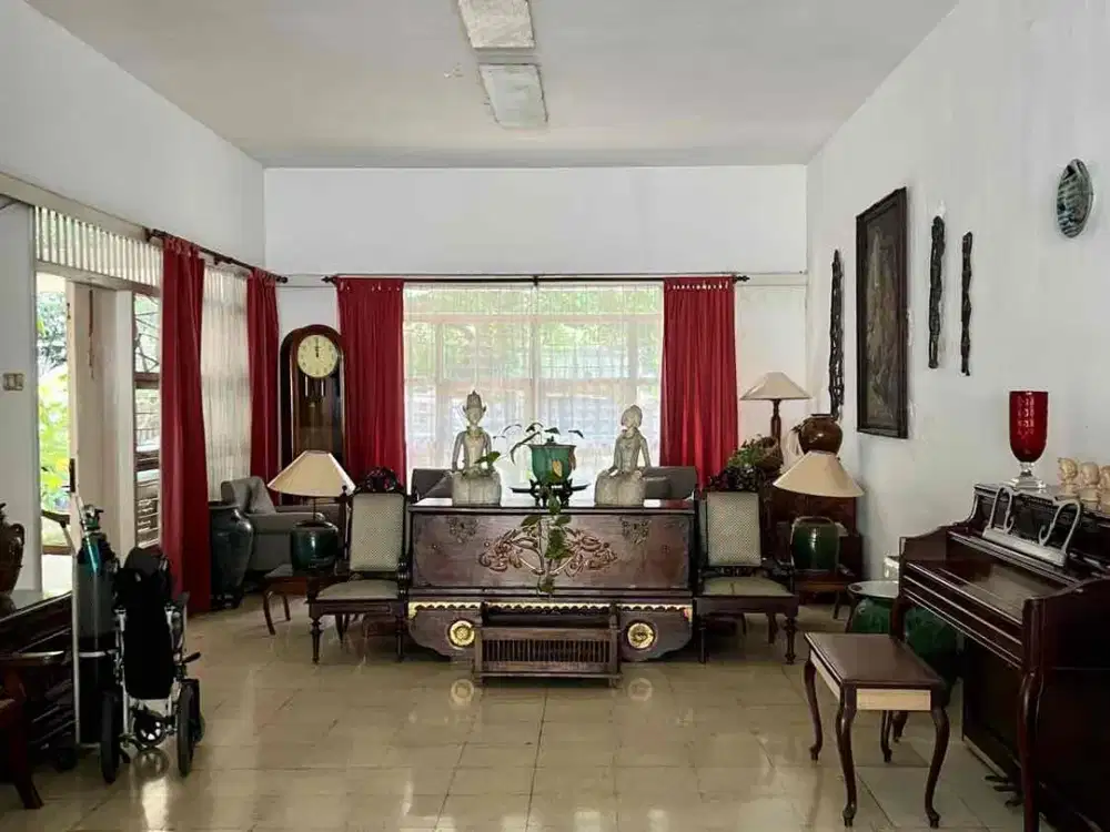 Jual Rumah Selong Kebayoran Baru Jakarta Selatan Dekat SCBD Senopati Gunawarman LT 700 m² SHM