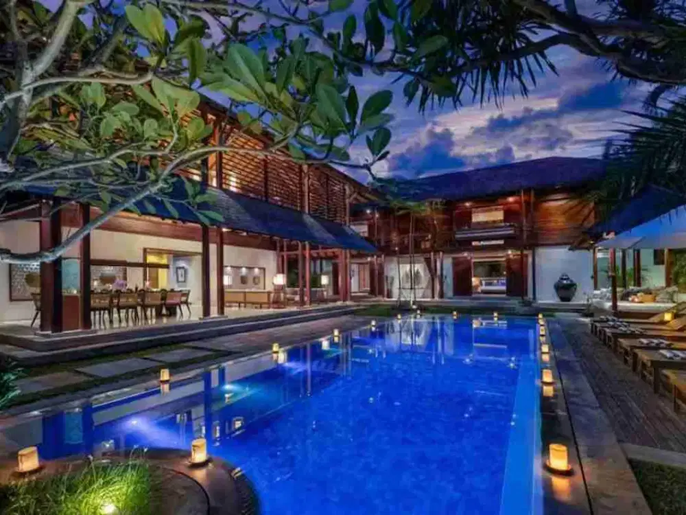 Villa Mewah di Seminyak Full Furnished 5BR, Pool Besar