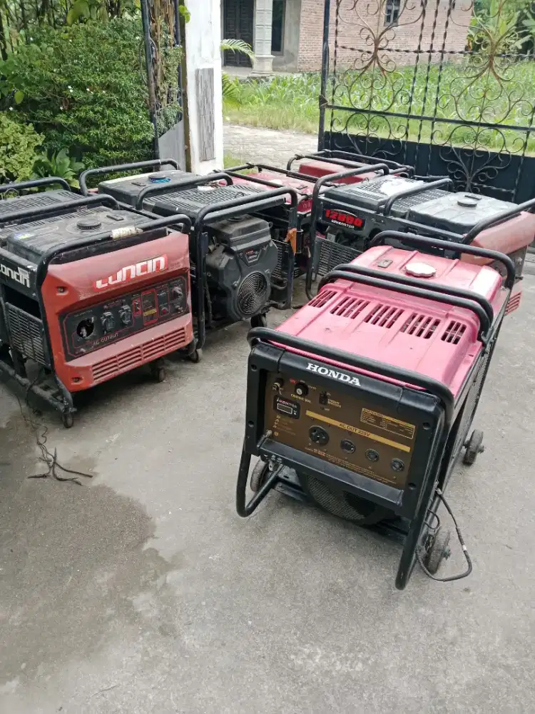 Menerima genset rusak