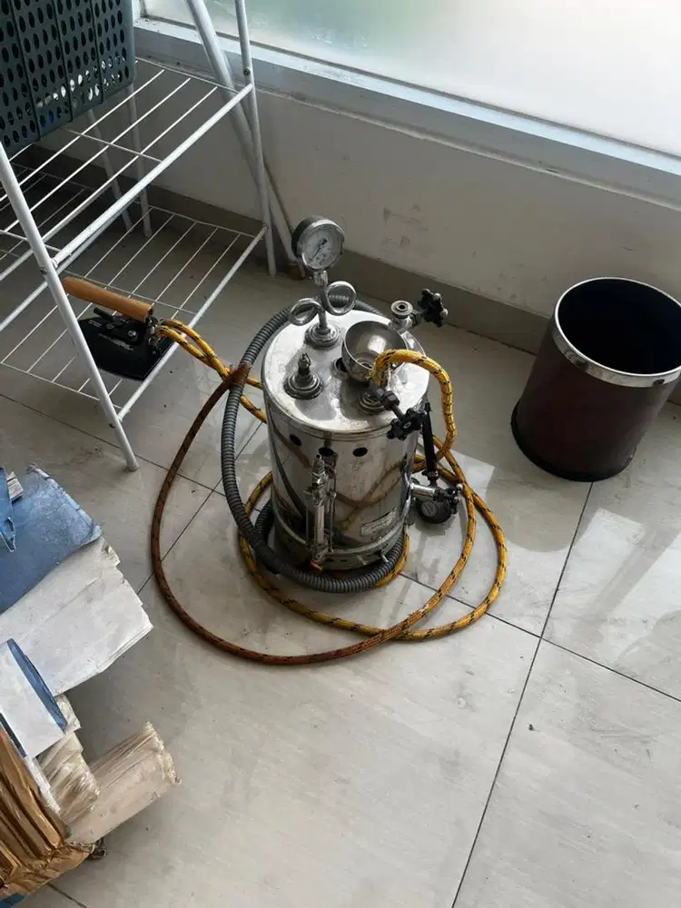 Di cari karyawan tetap dan freelance