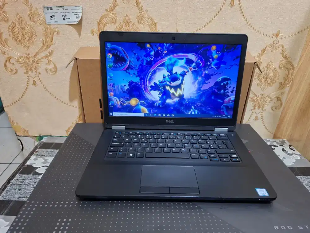 Laptop Dell Latitude E5470 - CORE I5 GEN6 -SSD 128GB -8GB -MULUS