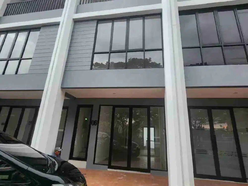 SEWA RUKO 3 LANTAI THE HIVE LIPPO CIKARANG