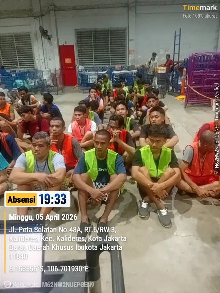 Lowongan helper gudang