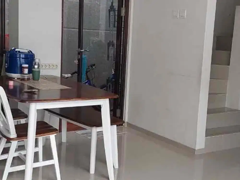 For Sale Rumah di Graha Raya Bintaro