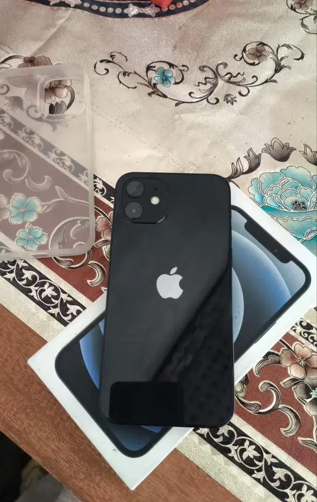 iPhone 12 128GB Resmi Bea Cukai – All Operator, Fullset (Karawaci)