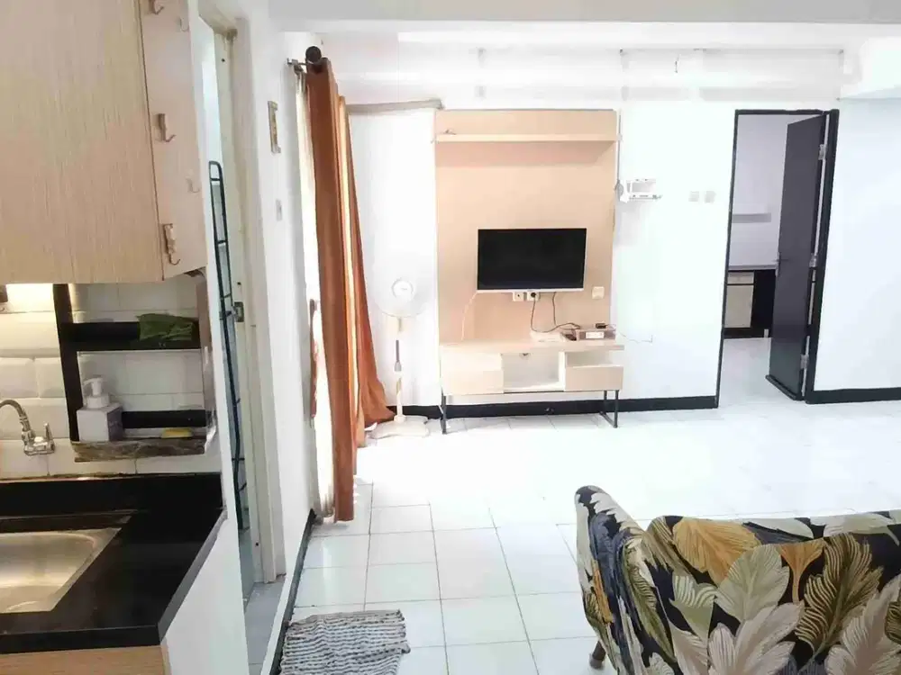 DISEWAKAN PER 6 BULAN APARTEMEN 3 KAMAR TIDUR