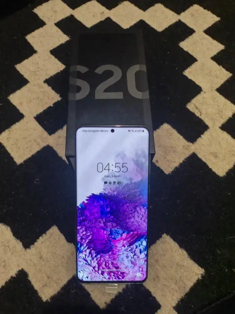 Galaxy S20 Plus ram 8/128gb mulus like new no minus