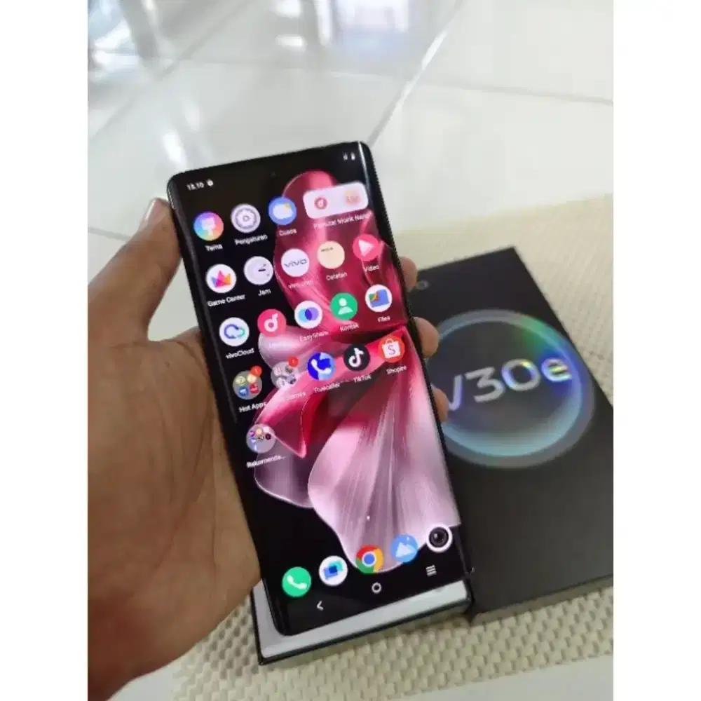 DI JUAL HP VIVO V30E 5G 8+8/128GB MULUS(NO.MINUS)