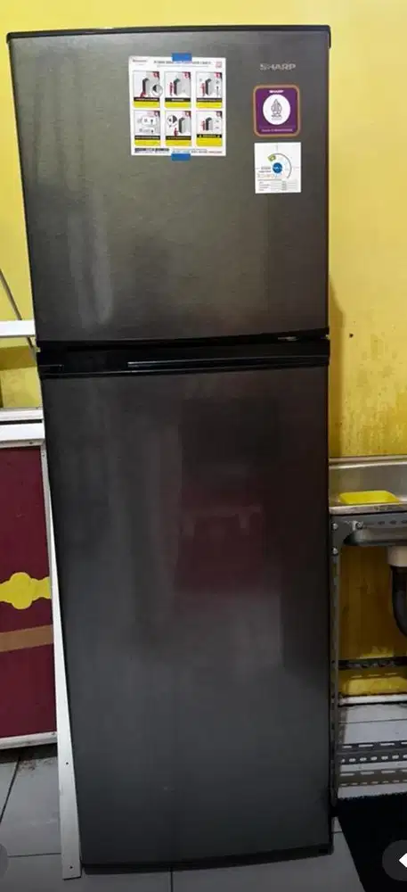 Dijual Kulkas Lemari Es Sharp 2 pintu
