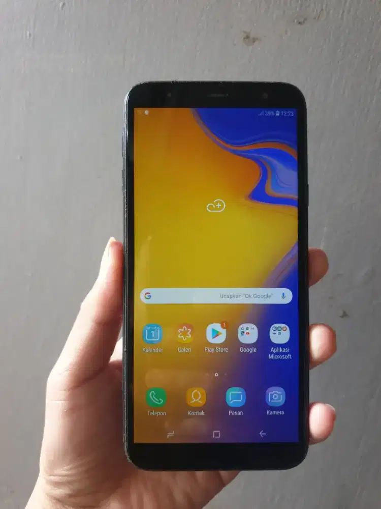 Samsung J4+ 4G Ram 3/32Gb Normal lancar siap pakai