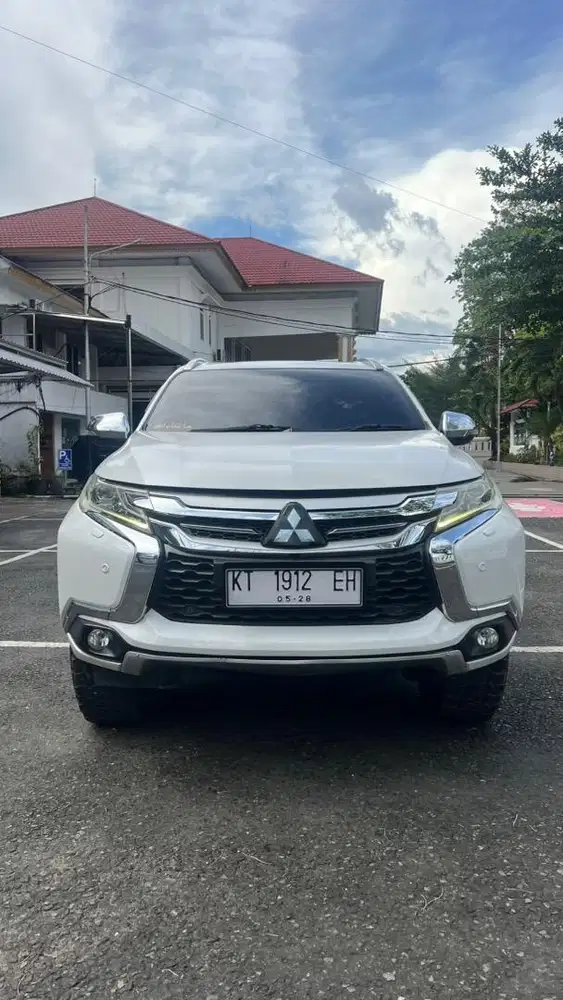Di jual pajero type tertinggi 4x4