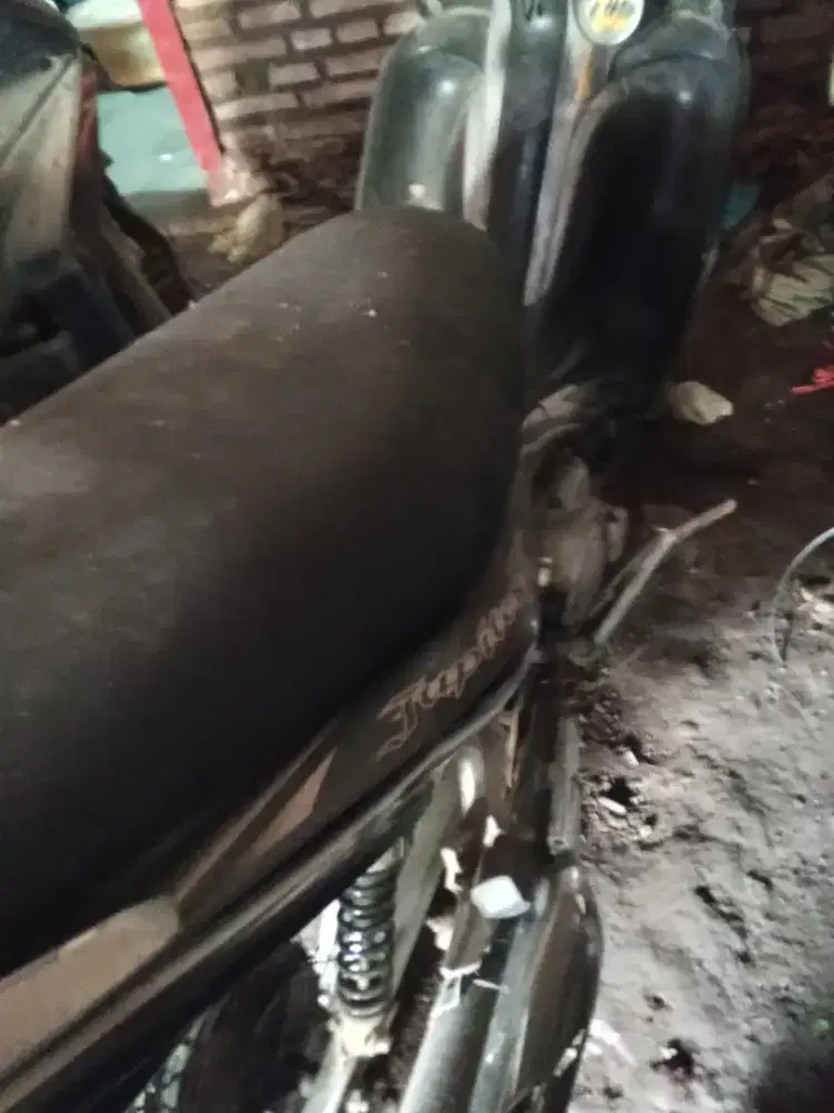 Di jual montor Jupiter z Thun 2007