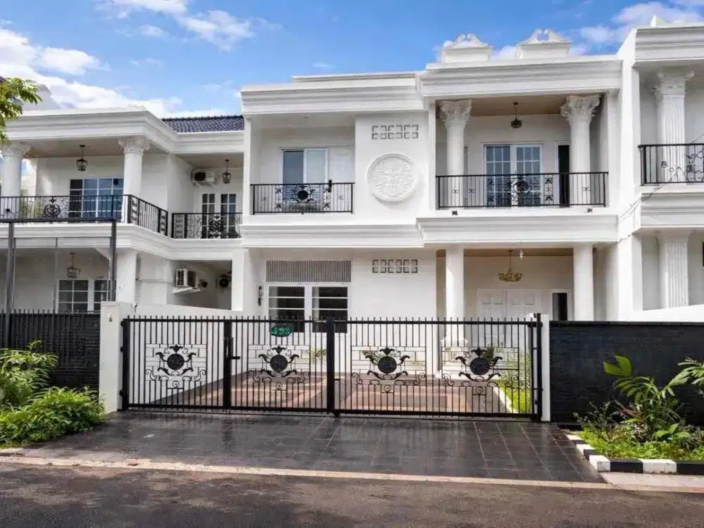 Dijual rumah American Classic cantik luas 200 meter di Megapolitan Cinere