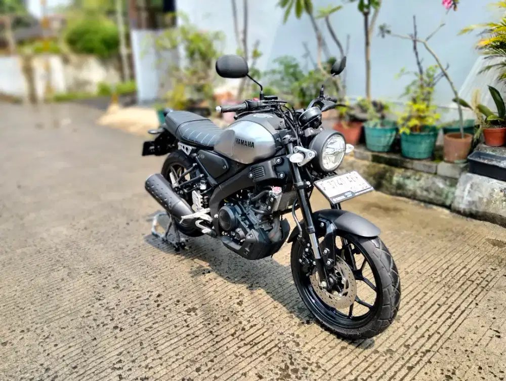 Yamaha XSR 2025 silver (6bulan pakai)