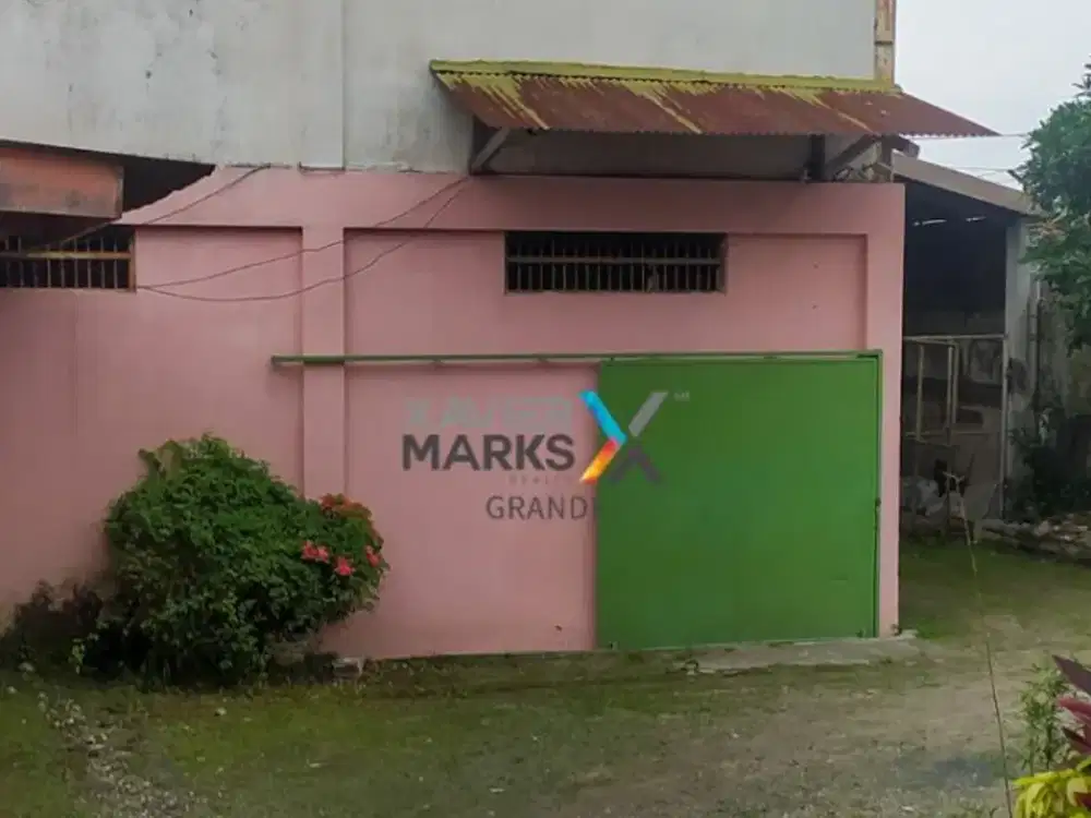 super langka dan murah.Dijual Gudang dan toko lokasi poros di jalan letjen s parman, lowokwaru, malang