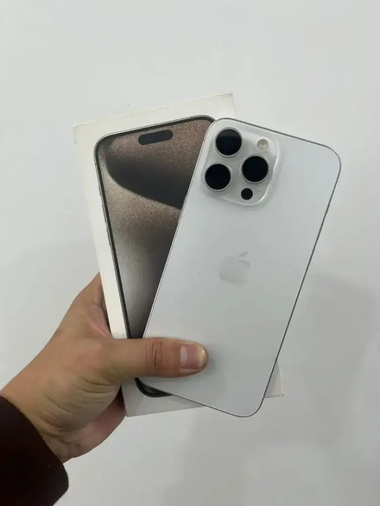 iPhone 15 Promax 256 iBox Fullset Ada Minus