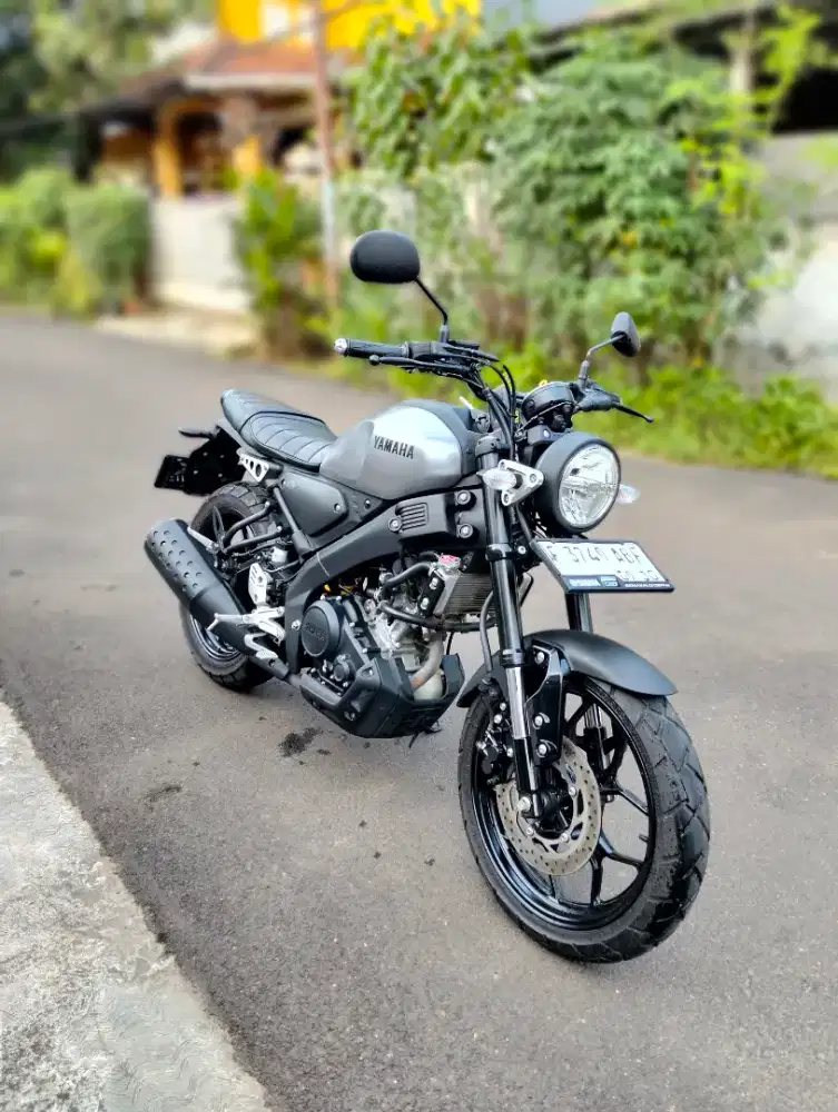 Yamaha XSR 2025 Gress silver