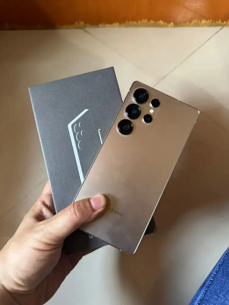 Samsung S25 ultra 512gb like new mulus