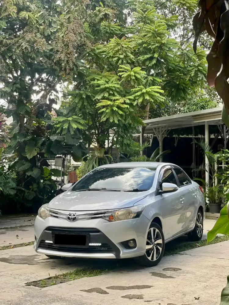 Toyota new vios 2014 MT mulus Jual cepat bisa tuker tambah motor