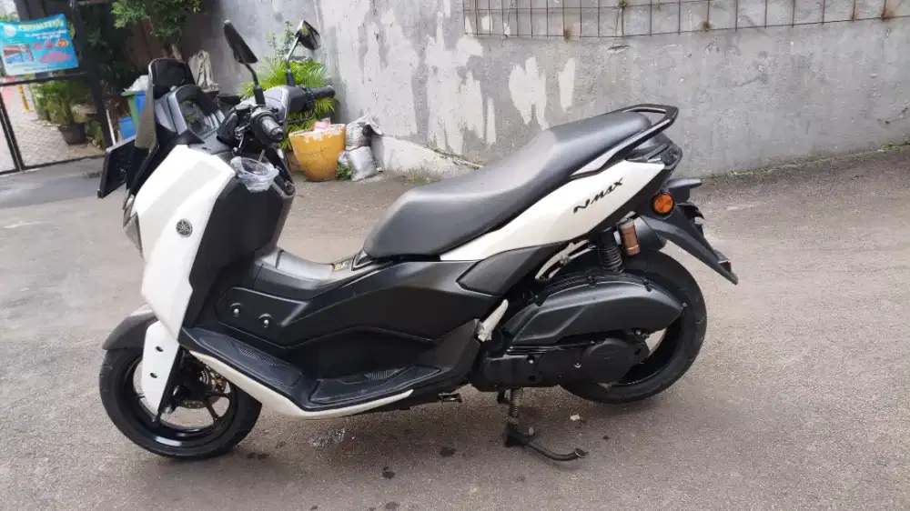 Di jual Yamaha N max THN 2025 bln 08