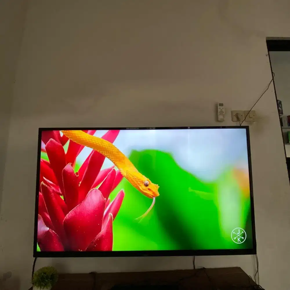 LED TV 55 INCH MEREK COOCAA ANALOG + STB SIAP PAKAI