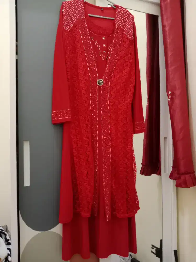 Baju muslim dan atasan