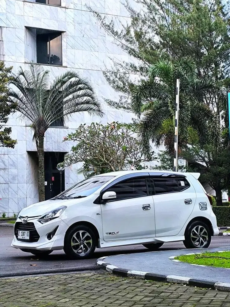 DP 14JT // TOYOTA AGYA TRD SPORTIVO 1.2L AT 2019