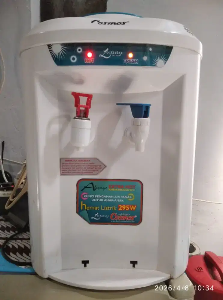 Dispenser merek cosmos