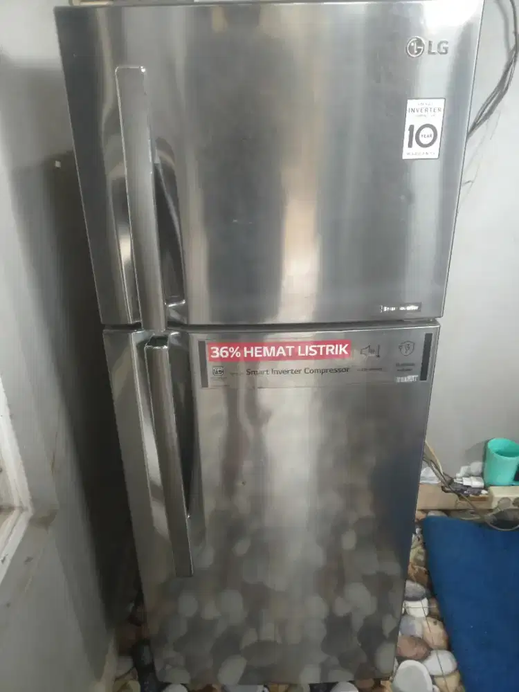 Kulkas 2 pintu LG SMART INVERTER hemat listrik normal tinggal pakai