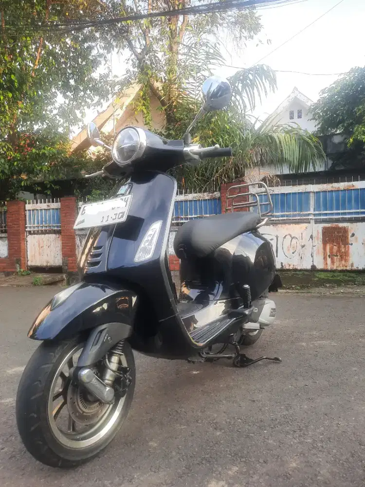 Di Jual Piaggio Primavera IGET150ABS Tahun 2020