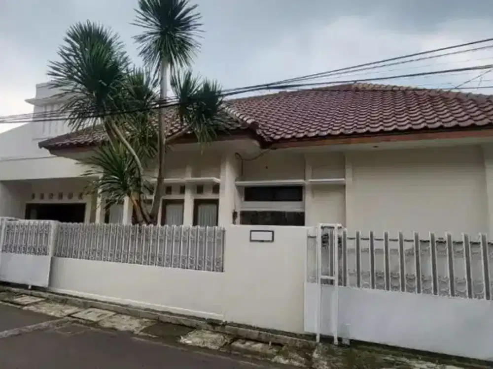 Rumah sewa pancoran dekat KRL Cikoko jakarata selatan