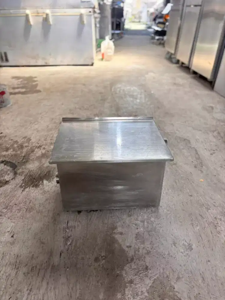 GREASTRAP

Ukuran 50x40x30