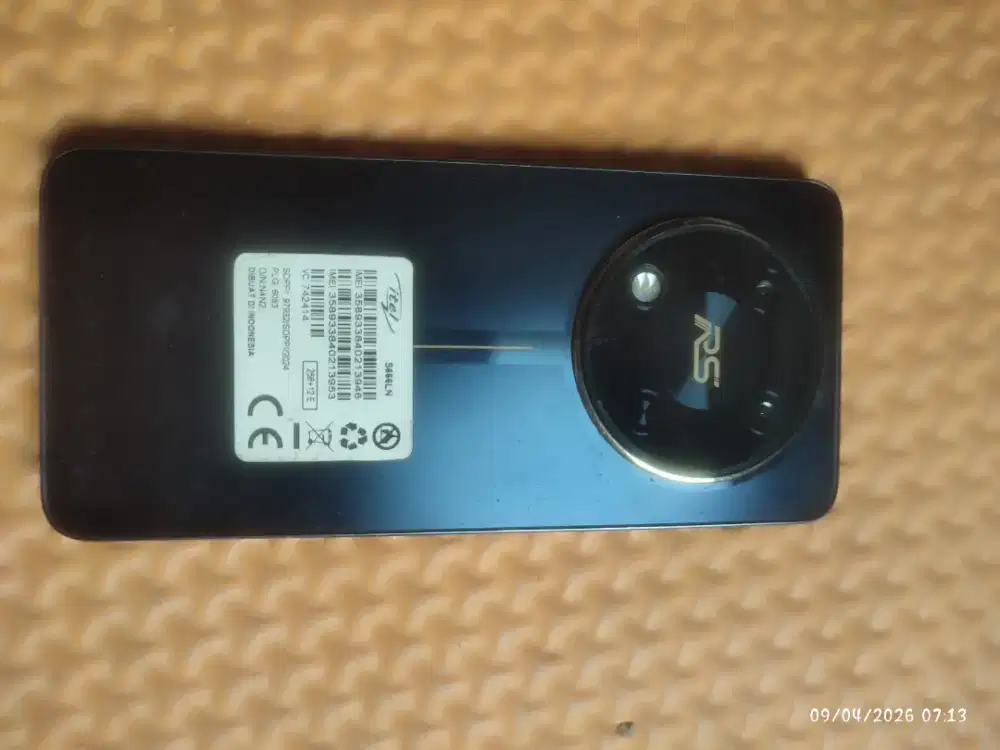 Itel rs4 ram 12/256gb normal