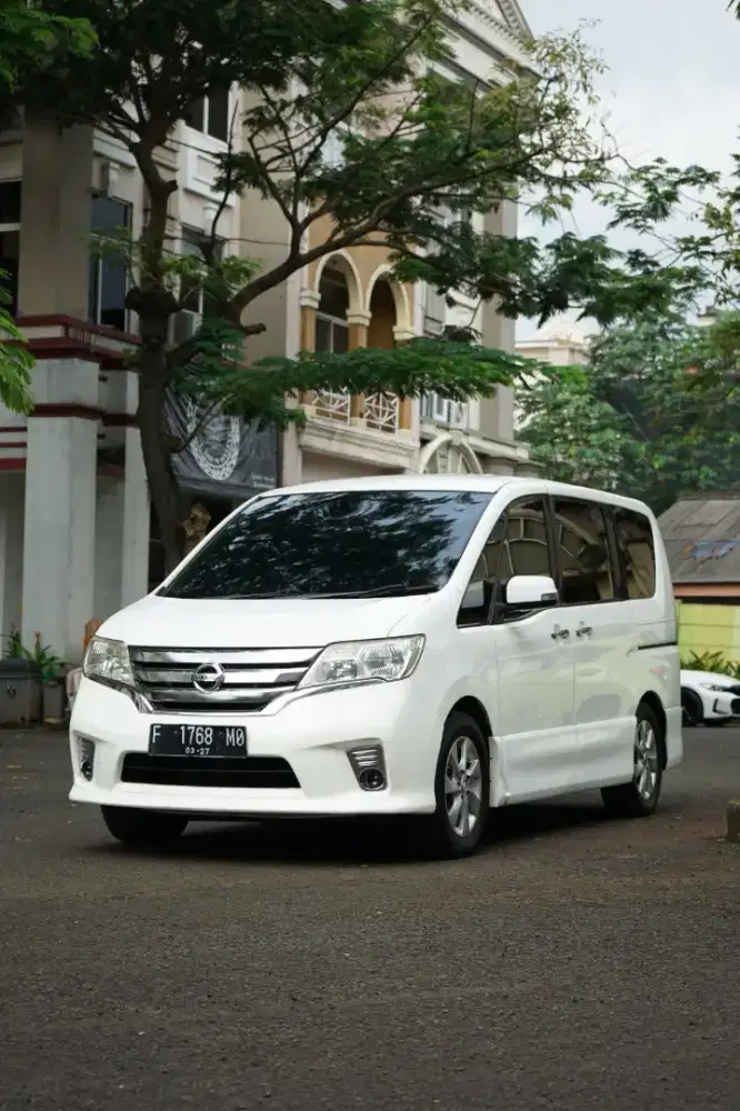 Nissan Serena C26 Highway Start 2013