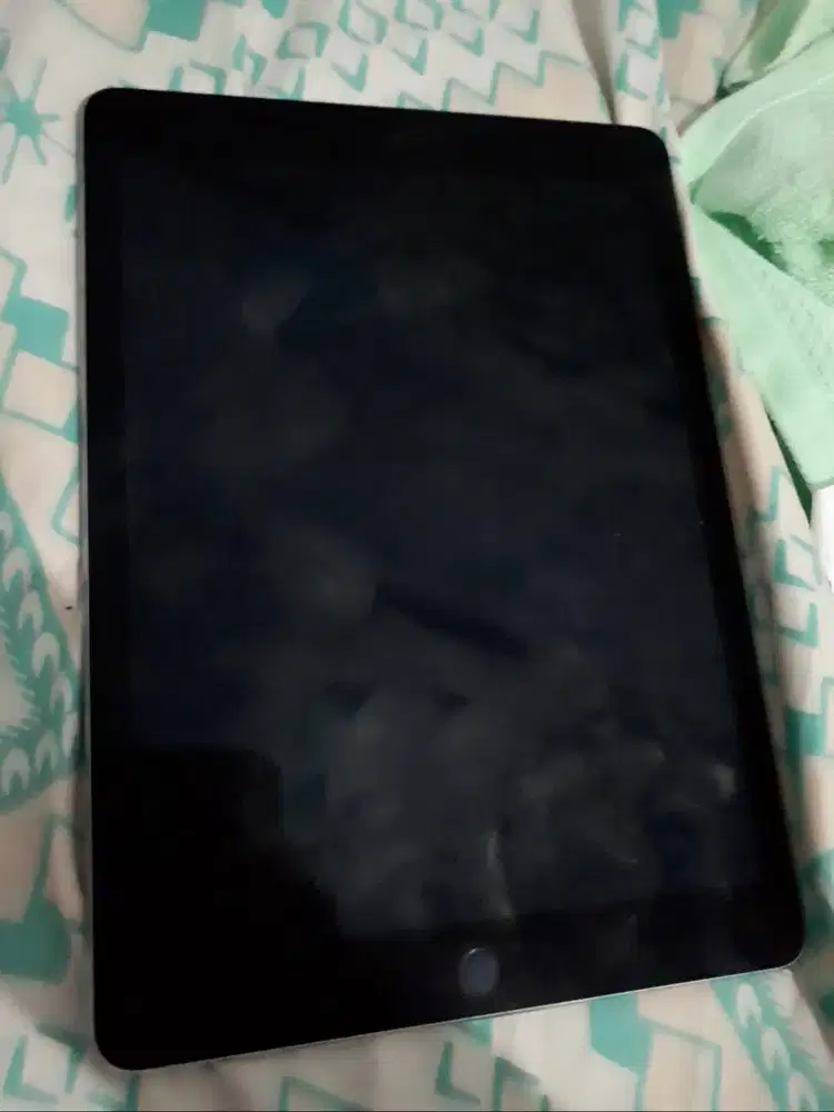 Apple ipad air minus