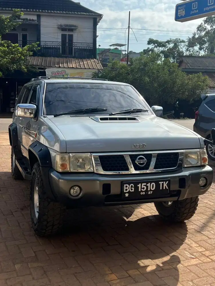 Terrano Kingsroad K1 2003