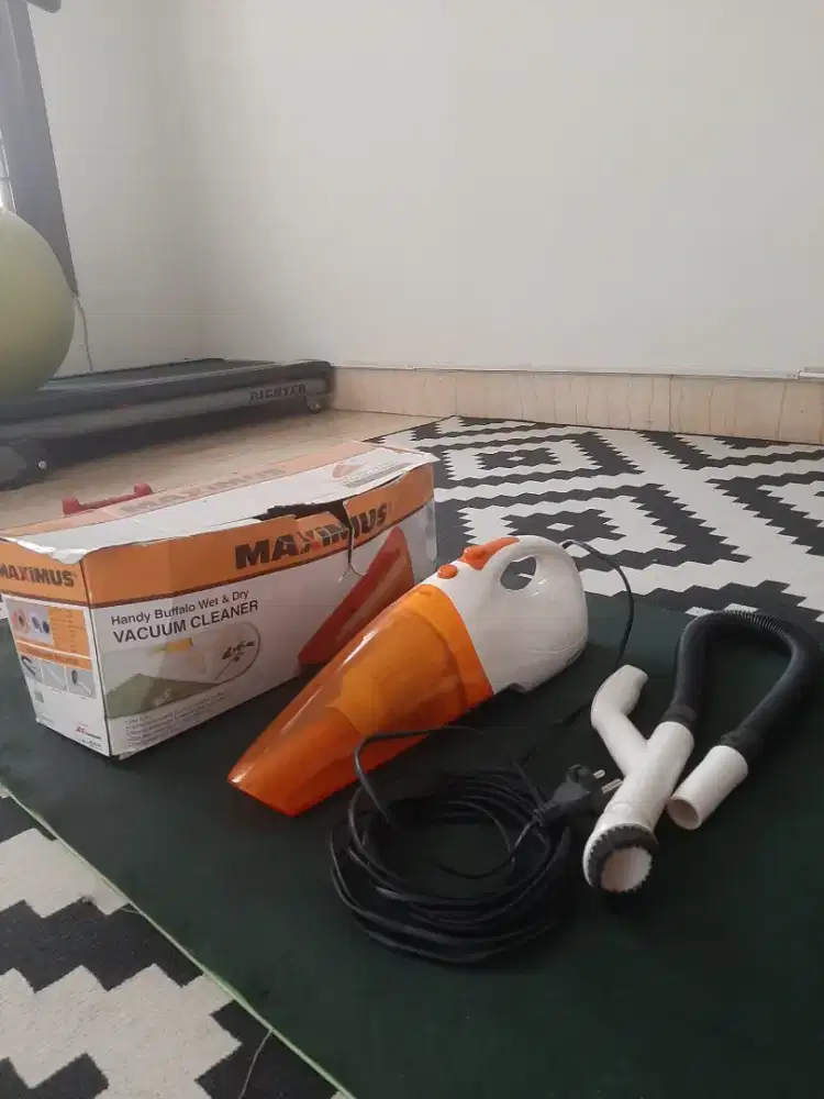 Maximus Vacuum Cleaner Wet & Dry