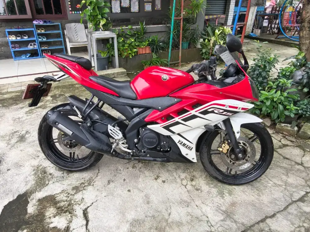 Yamaha R15 2015 B Depok Pajak Hidup bisa TT matic