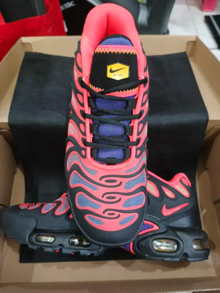 Sepatu Nike Air Max Plus Drift