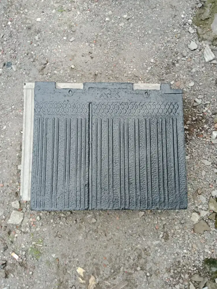 JuaL genteng flat beton cor dr pabrik